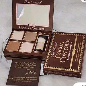 Too Faced Cocoa Contour Kit with Brush
